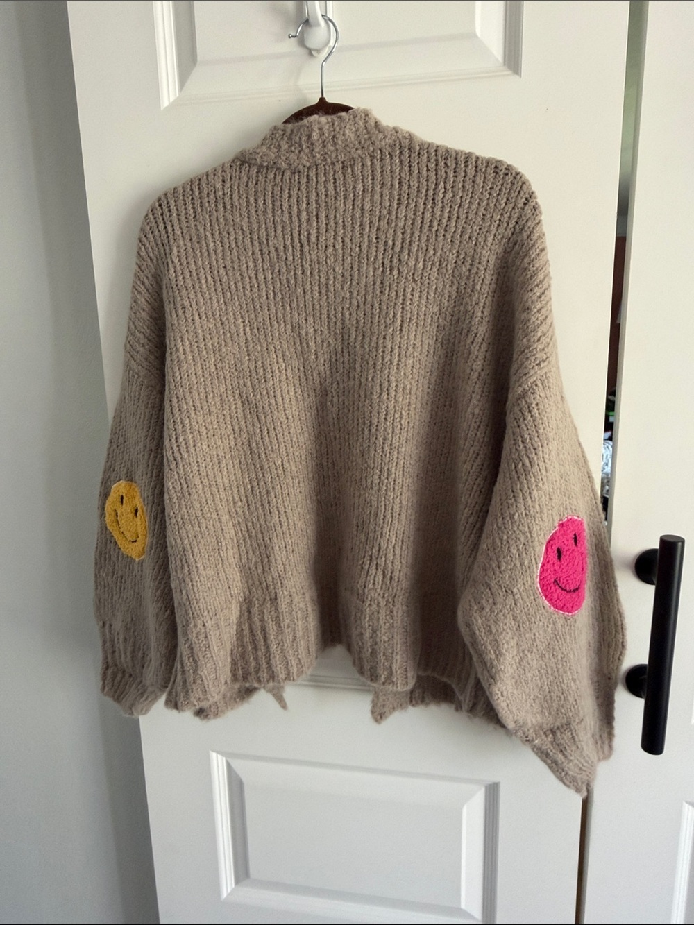DAVI & DANI Taupe Open-Front Cardigan with Pink, Green & Yellow Smiley Patches - Picture 6 of 7